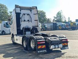 Volvo FH 13.500 Globetrotter 6x2 - Full air - I parkc...