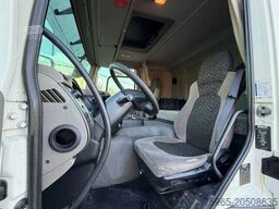 DAF CF 65 EURO 5 ONLY 202.000 KM TAIL LIFT HOLLAND-T