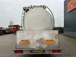 Feldbinder FOOD / LEVENSMIDDELEN / LEBENSMITTEL / 33.500L ...