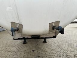 Feldbinder FOOD / LEVENSMIDDELEN / LEBENSMITTEL / 33.500L ...