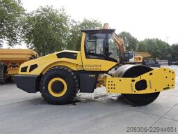BOMAG BW226