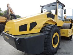 BOMAG BW226