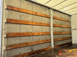 Mercedes-Benz **611D-FRENCH ORIGIN**