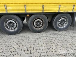 Schmitz Cargobull Curtainsider Standard