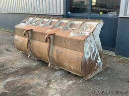Unknown WG-2450 Volvo small