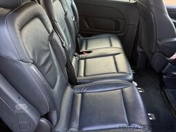 Mercedes-Benz V200