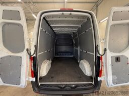 MERCEDES-BENZ Sprinter L2H2 311 CDI