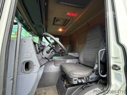 SCANIA P370 VAN BEURDEN ISOLATED BOX THERMO KING TAIL L