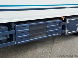 SCANIA P370 VAN BEURDEN ISOLATED BOX THERMO KING TAIL L