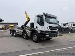 Iveco 340T45 Trakker 8x4 Palfinger / Swiss-Vehicle