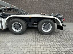 Ginaf X6 4243 CS HAAKARM/HOOKILT ABROLLER