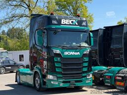 SCANIA S650 V8 4x2 Retarder 2x Tanks