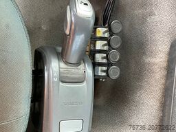 Volvo FM 410 6x2 haakarmsysteem