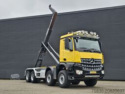 Mercedes-Benz AROCS 3945 / 8x4 HAAKARM / LIFT / ABROLKIPPER
