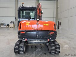 Kubota KX080