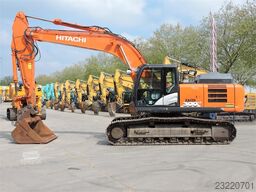 Hitachi ZX300