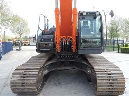 Hitachi ZX300