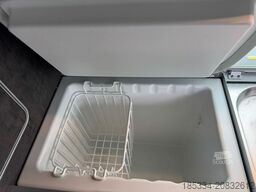 Volkswagen California Camper | 2 Betten 4 Schlafplätze | Küchenzeile + Dachbett