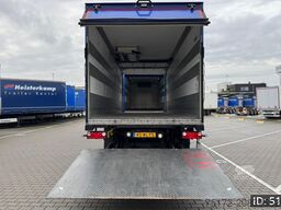 Mercedes-Benz Antos 2736 Day Cab, Euro 6, + Schmitz / Durchla...