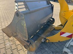 KOMATSU WA 100M-8E0 Radlader 8 Ton - 3931 H - 0,75m³