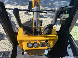 Berger Kraus BK1250KSR mit Kabine und Schwenkarm