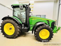 John Deere 8320R