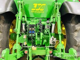 John Deere 8320R