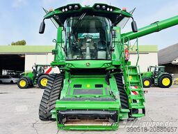 John Deere S790