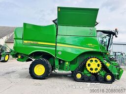 John Deere S790