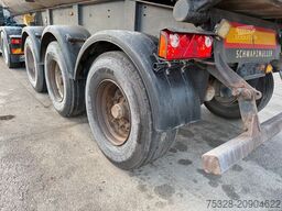 SCHWARZMÜLLER 3 Achs 28m³ Stahlmulde Liftachse