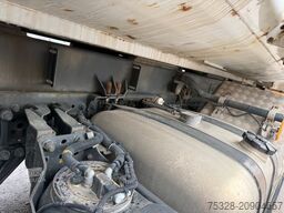 MERCEDES-BENZ Arocs 3540 8X4 BB 17m³ Muldenkipper hydr. Klappe