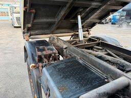 UNIMOG U 400 Dreiseitenkipper