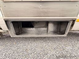 HYMER/ERIBA B 654 *Festbett-Hubbett-Automatik-2xKlima*