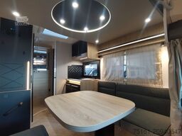 CHAUSSON 650 TITANIUM / -2026- / 165PS-8G. / AHK/ HUBBETT