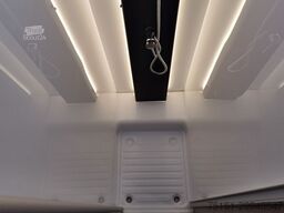 CHAUSSON 650 TITANIUM / -2026- / 165PS-8G. / AHK/ HUBBETT