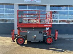 SkyJack SJ6832RT - 11,70m Diesel Scherenarbeitsbühne