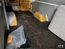 Mercedes-Benz 416 CDI Sprinter with tail lift