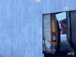 Mercedes-Benz 416 CDI Sprinter with tail lift
