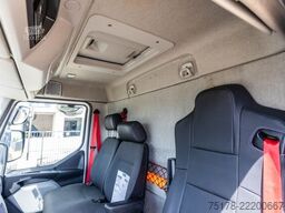RENAULT D12.240+HAYON ANTEO 1.7T.