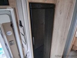 EURAMOBIL Profila RS 720 QF Sat,Solar,Markise,AHK