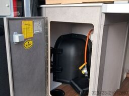 PÖSSL Summit Shine 540 Citroen 140 PS Lithium,Solar