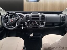 KARMANN Dexter DE 600 Alufelgen, Captain-Chair-Sitze