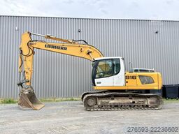 Liebherr R 916