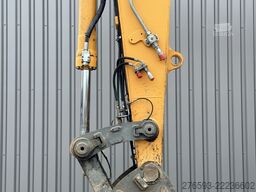 Liebherr R 916