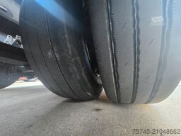 MERCEDES-BENZ ACTROS 1853 *TOP*ACC* GIGASPACE * LOHR * 2X TANK