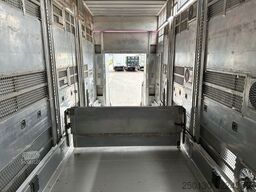 PEZZIOLI 3. Stock  Aggregat/ Tränke/Hubdach/Rampe/Lift