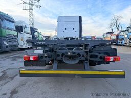 MERCEDES-BENZ EX-Bundeswehr/Fahrschul-LKW/5Sitze/Veigel/Actros