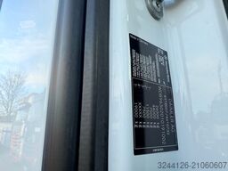 MERCEDES-BENZ EX-Bundeswehr/Fahrschul-LKW/5Sitze/Veigel/Actros