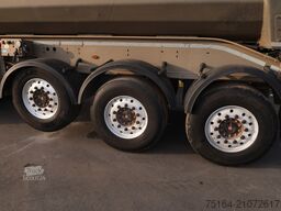 Schwarzmüller SK Vollalu Kunststoffboden Alurundmulde