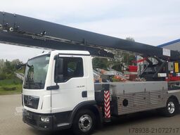 Aluminium-Autokran AMAK 75 E auf LKW MAN 8-190 TGL, 7,49t